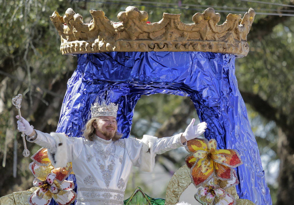 Krewe of Mid-City 2017 rolls in New Orleans: See Mardi Gras parade photos